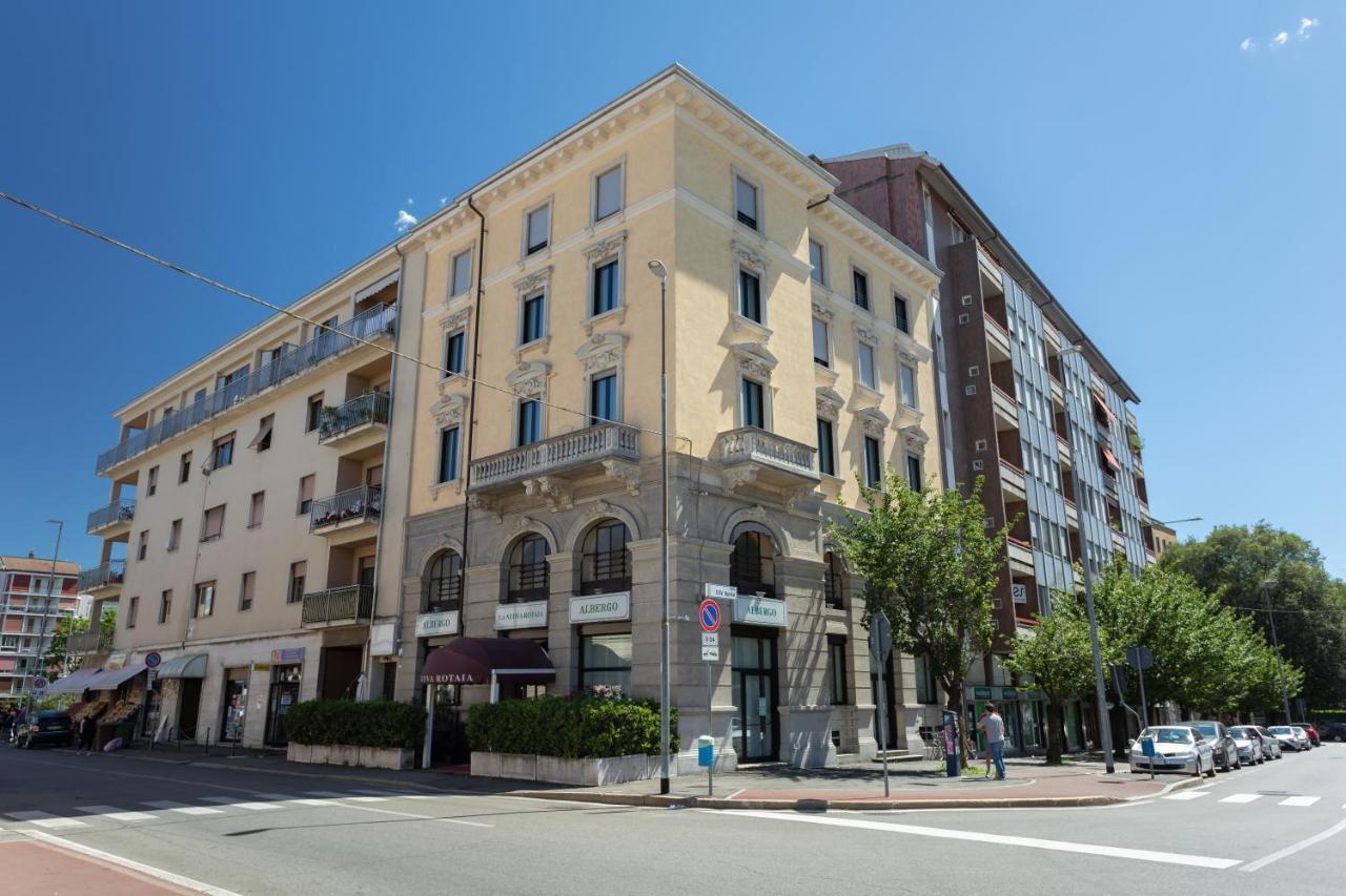 Hotel La Nuova Rotaia Gallarate Exterior photo